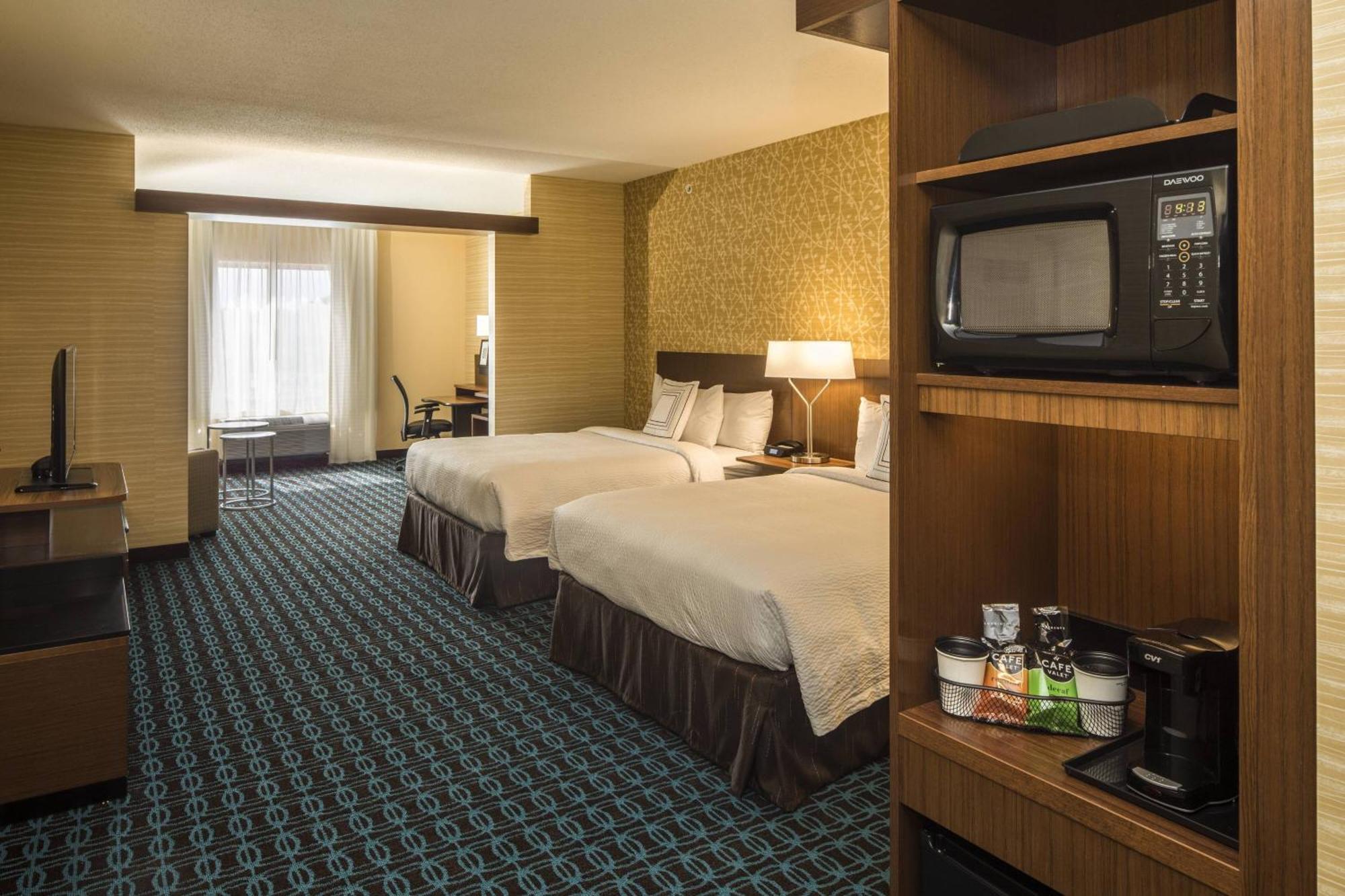 Fairfield Inn & Suites By Marriott Pittsburgh North/Mccandless Crossing McCandless Township Exterior photo